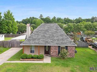 13515 S Trace Dr, Walker, LA 70785