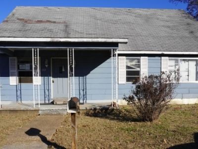 1110 W 10th St, Caruthersville, MO, 63830