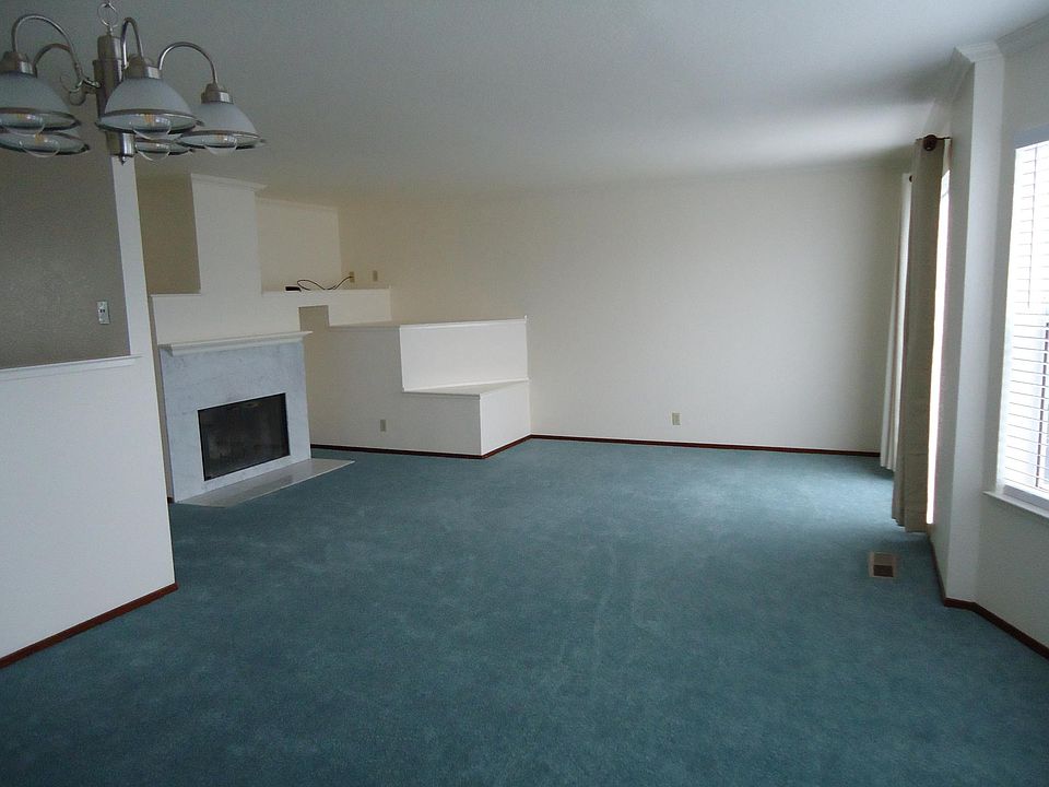 1st image of 647 Abbot Ave