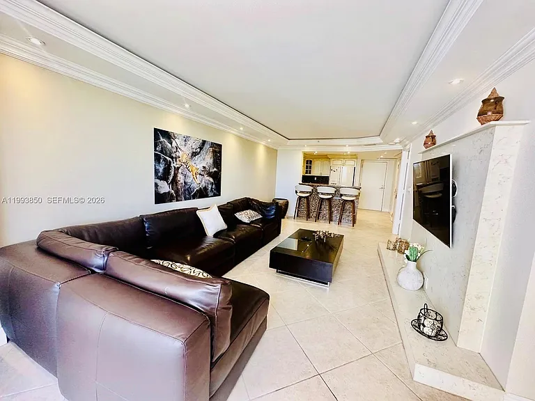 2555 Collins Ave #704 — Photo 5