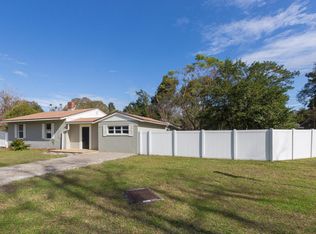 569 Laurina St, Jacksonville, FL 32216