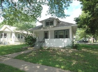 862 N 8th St, Seward, NE 68434