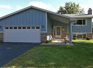 10157 Nottingham Trl, Eden Prairie, MN 55347