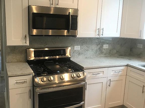 4th image of 646 N Central Park Ave #2