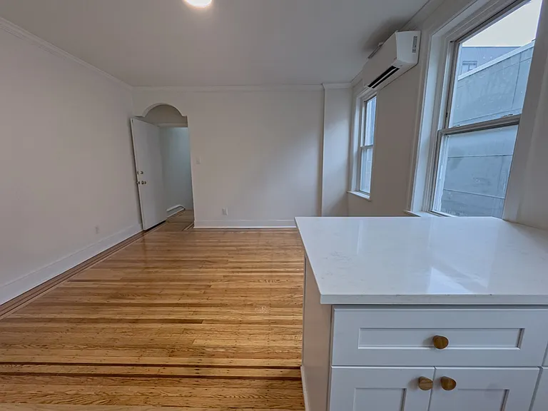 1223 N Franklin St #2R — Photo 31