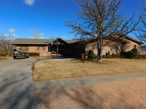 906 NW 16th St, Guymon, OK 73942