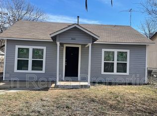 3000 Hiawatha Trl, Lake Worth, TX 76135