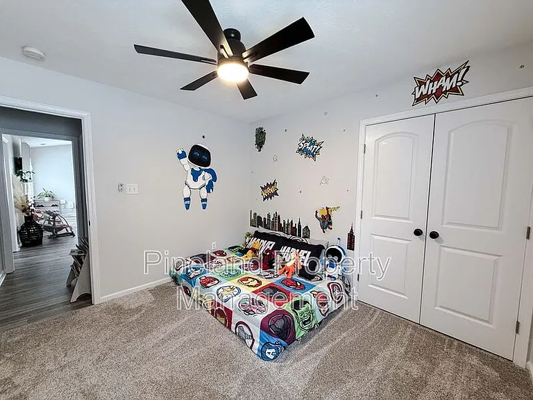 201 Old Colony Pl — Photo 22