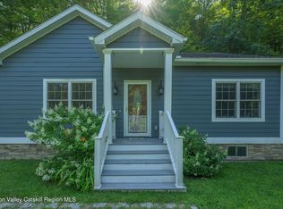 218 Decker Rd, Craryville, NY 12521