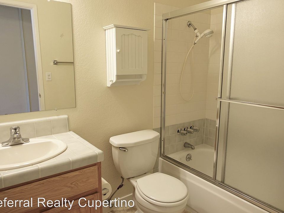 1st image of 2960 Woodgate Ct #B