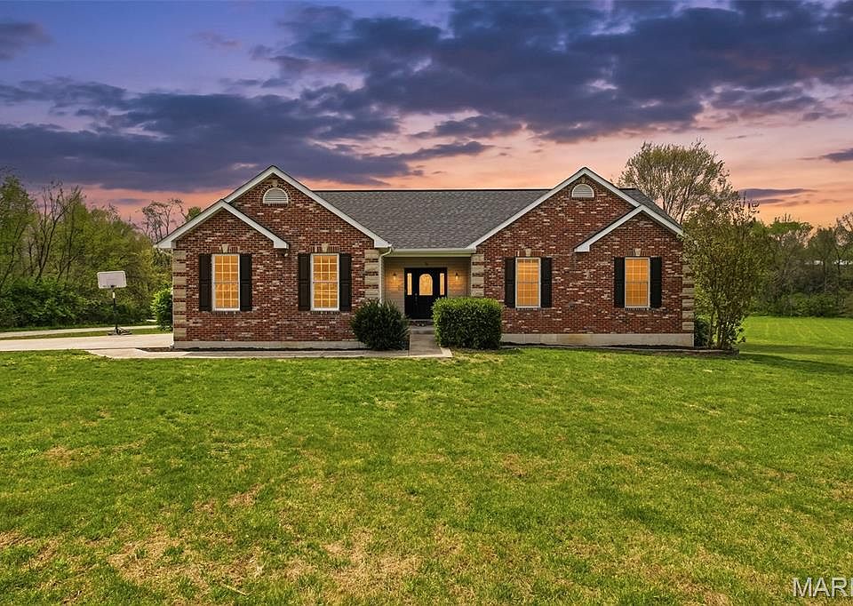 1st image of 5 Hannah Ridge Trl