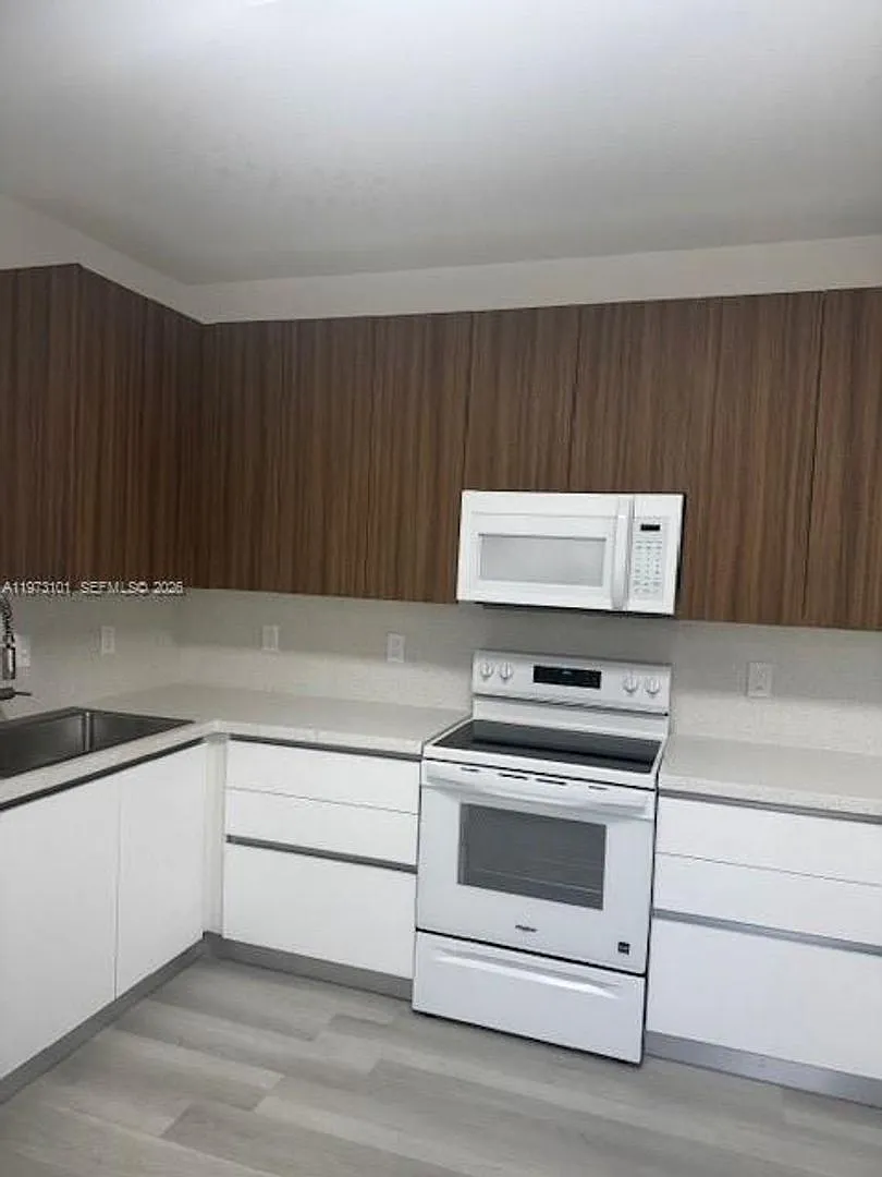 2179 Hacienda Terrace 2179, Weston, FL 33327 — Photo 3