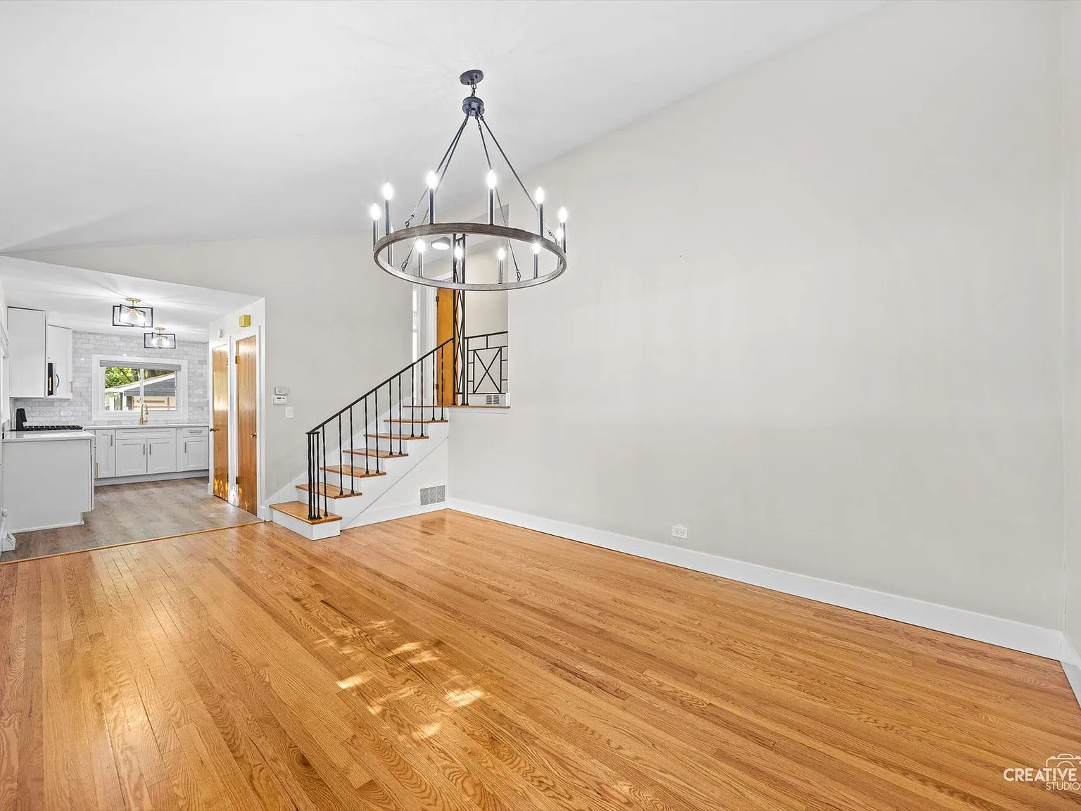 4 bed, 2.0 bath, 1200 sqft, $3,100 — Photo 4