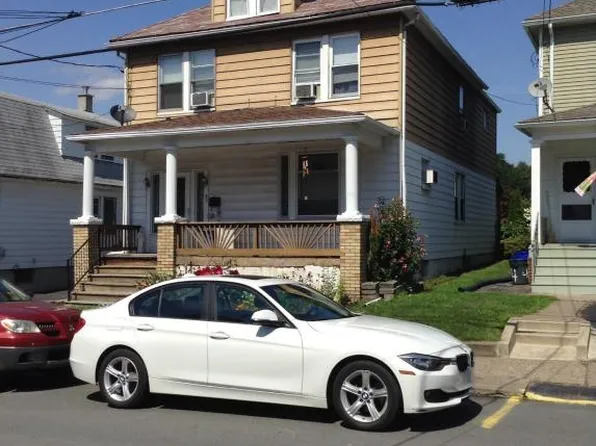 42 Knox St, Hanover Township, PA 18706