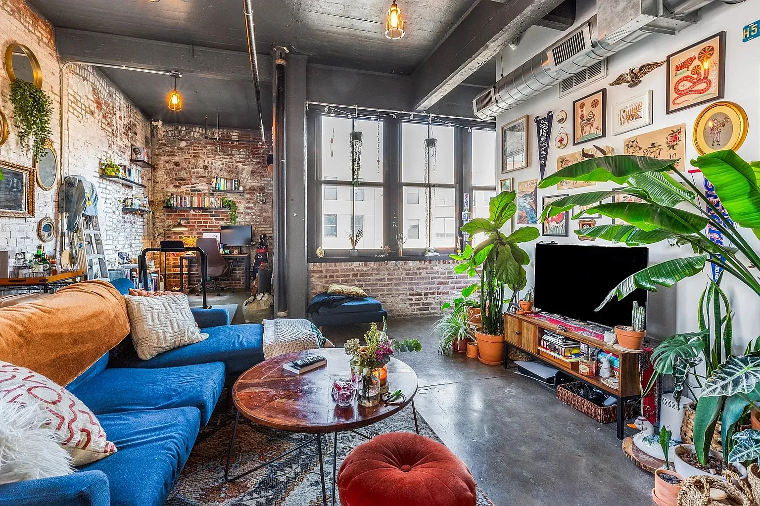 Reach Lofts — Photo 3
