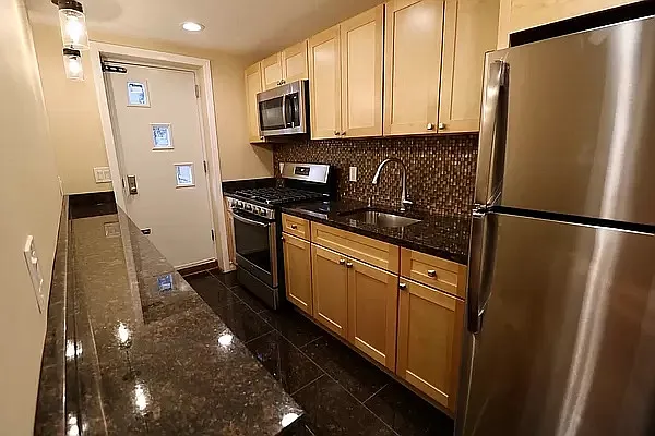 Rented by Garfield Realty  | media 16