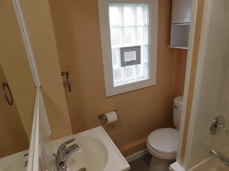 22 Madison Ave #C — Photo 16