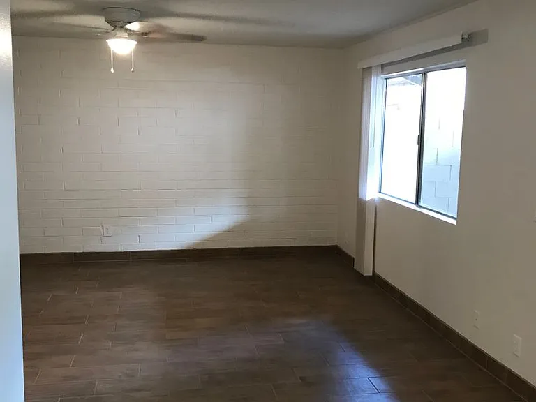 8562 E Roosevelt St — Photo 13