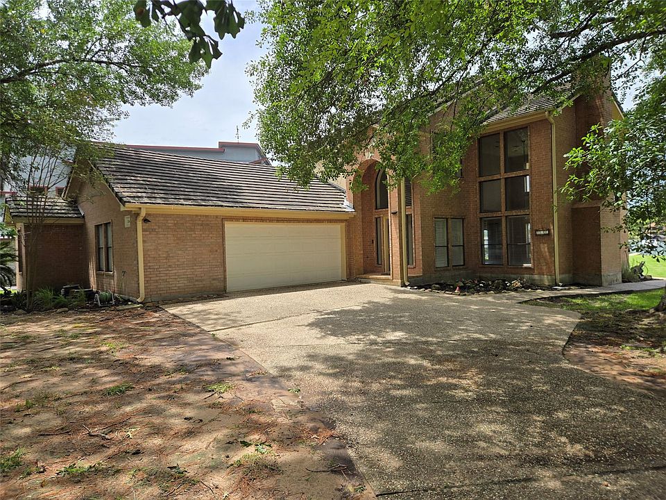 1st image of 2847 Hemingway Dr