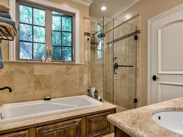 2261 Saint Francis Dr — Photo 19