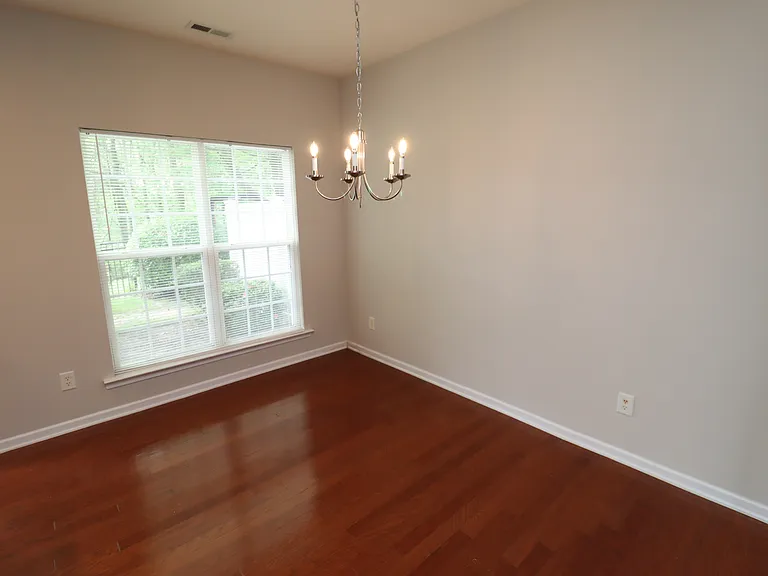 110 Fanwood Ct — Photo 22
