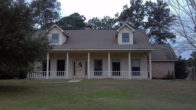 1st image of 483 Longleaf Dr E