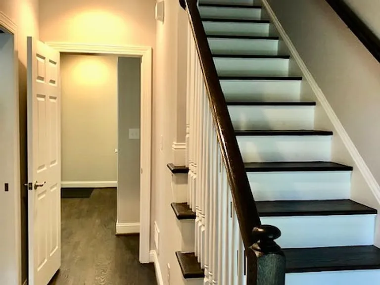 145 Christina Landing Dr — Photo 3