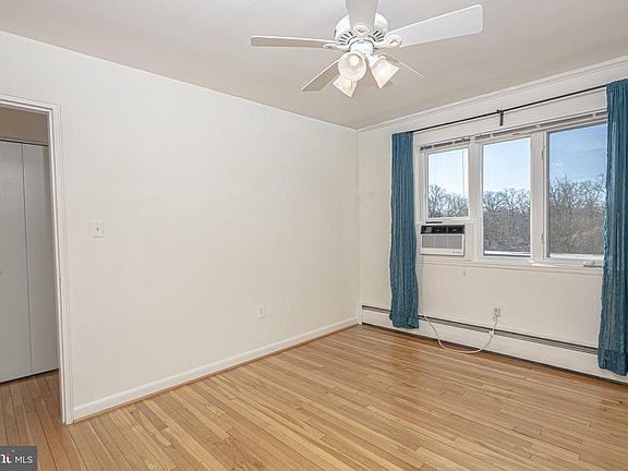 5th image of 111 Lee Ave APT 412