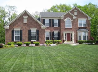985 Paxton Lake Dr, Loveland, OH 45140
