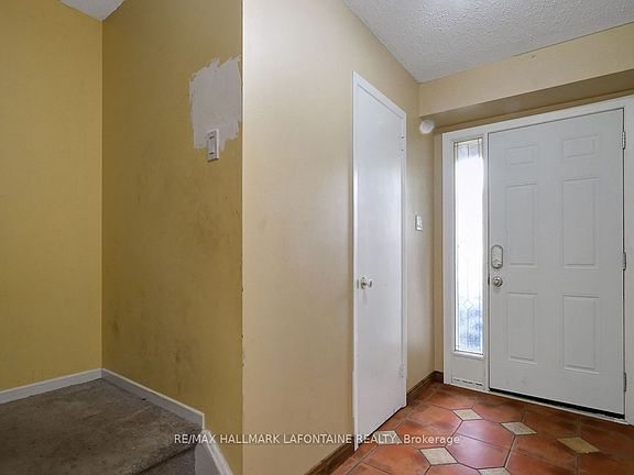 3rd image of 3145 Olympic Way #39
