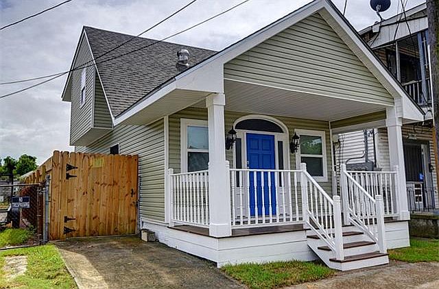 1st image of 1709 Eagle St