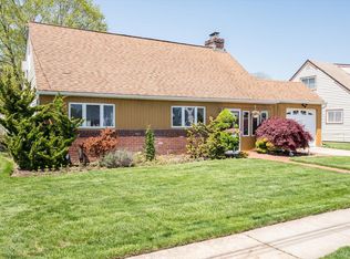 340 Seaford Avenue, Massapequa, NY 11758