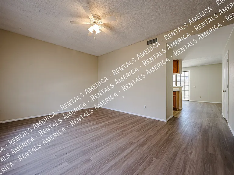 3921 W Ivanhoe St #176 — Photo 7