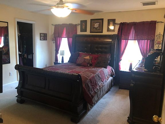 5th image of 4522 Deslin Ct