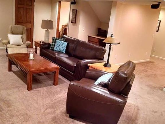 3rd image of 3750 Lainar Dr