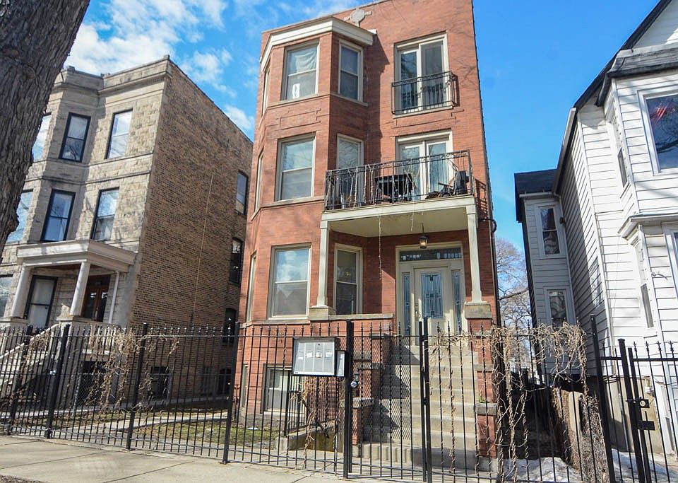1st image of 2724 N Monticello Ave #4