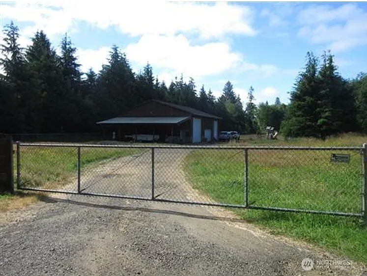 34 Bunker Road photo 1