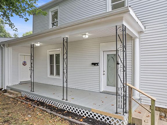5th image of 303 E North St