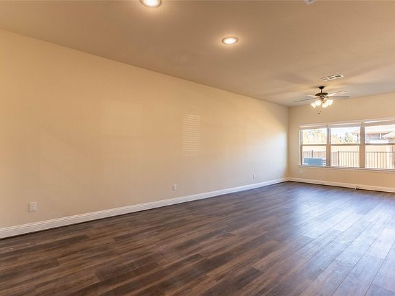 2nd image of 6822 Topaz Dr