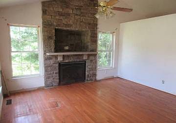 4th image of 8521 Passapatanzy Rd