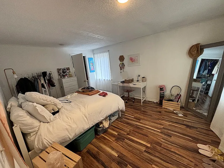 505 Warren St #4 — Photo 12