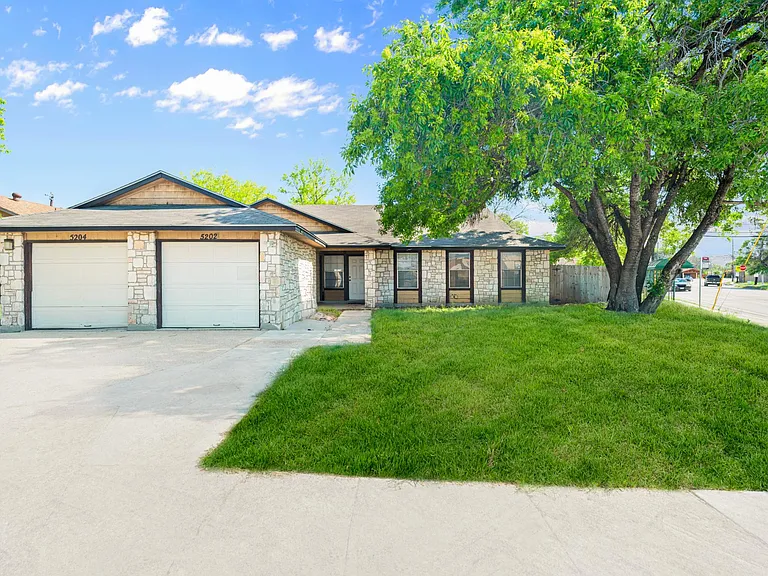 5202 Gawain Dr — Photo 1