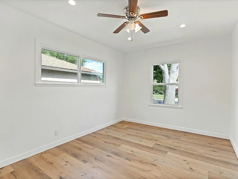 11414 Francis Pl — Photo 19