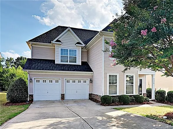 9738 Loughlin Ln, Charlotte, NC 28273
