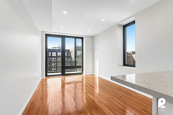 1st image of 14836 89th Ave #8B