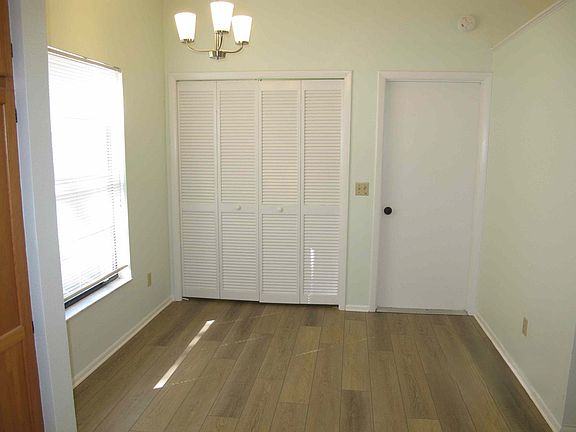 4th image of 771 Birgham Pl