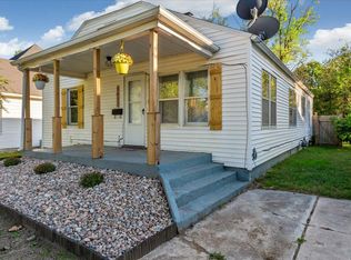 1032 W Locust St, Springfield, MO 65803