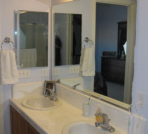 Dual sinks in master bath