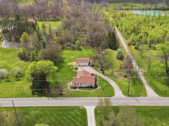 3rd image of 449 Bunty Station Rd