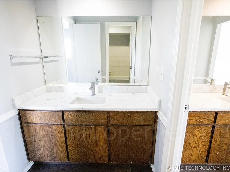 5104 S 75th East Ave — Photo 47